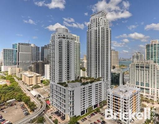 Building Photo - 1050 Brickell Ave