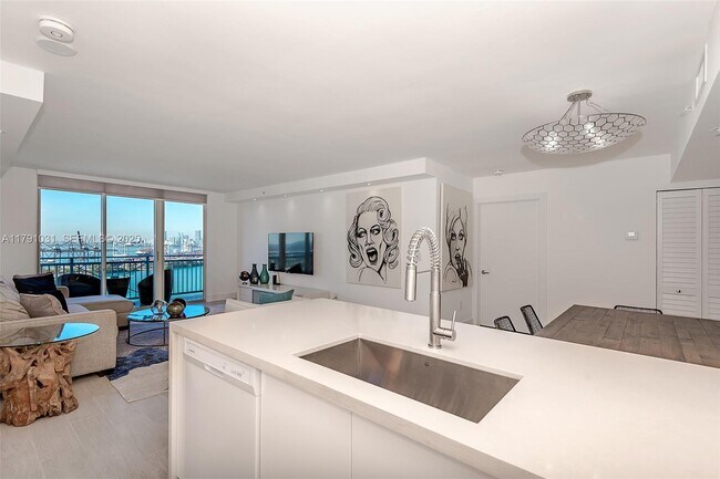 Building Photo - 90 Alton Rd