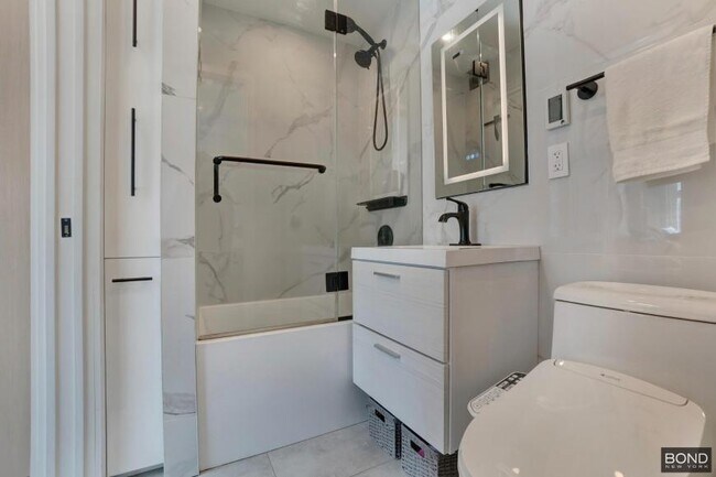 Building Photo - 1 bedroom in NEW YORK NY 10001