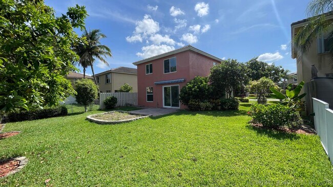 Building Photo - 4857 Victoria Cir