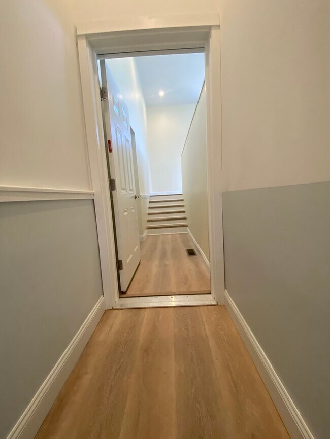 Building Photo - Brand new construction 5 bedroom 3 bath wi...