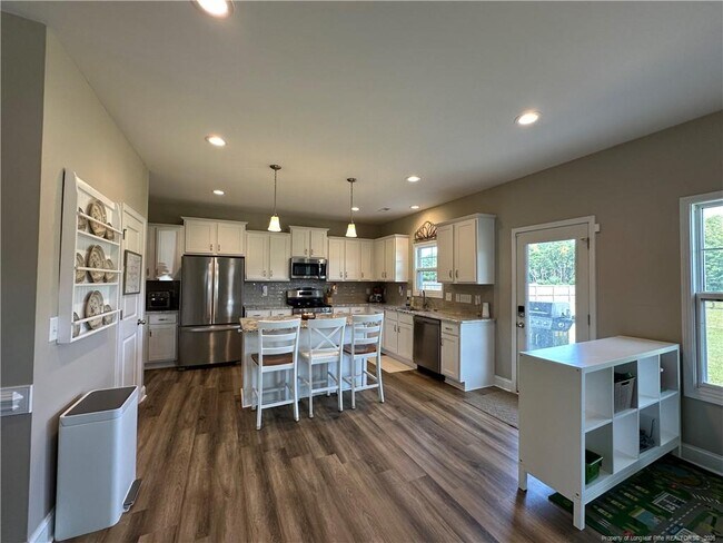 Building Photo - 1605 Ranch House Ct