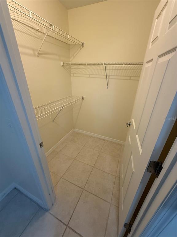 Building Photo - 814 Crest Pines Dr
