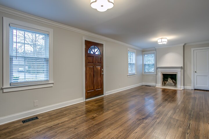 Building Photo - 308 Highland Ave