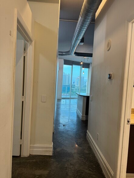 Entry hallway - 3029 NE 188th St