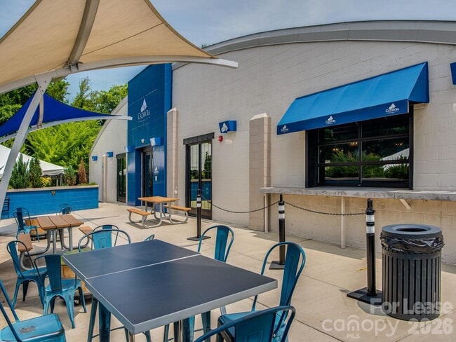 Building Photo - 1310 N Davidson St