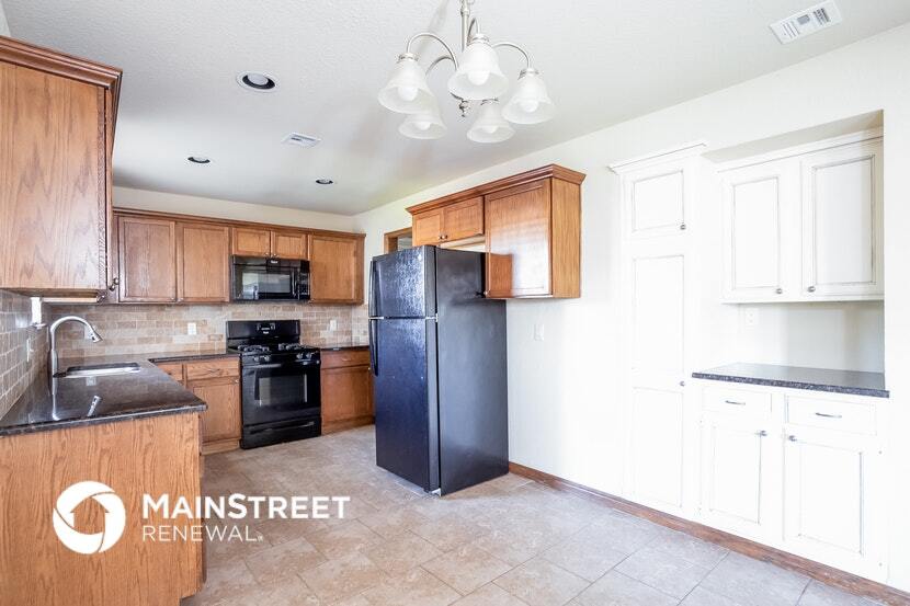 Building Photo - 809 S Silver Leaf Dr