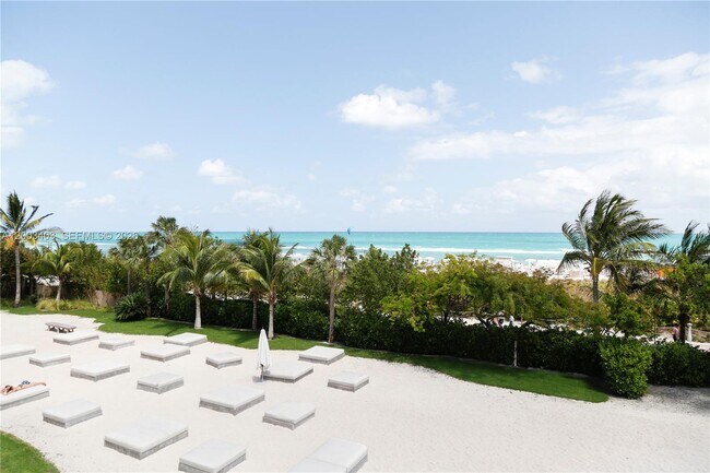 Building Photo - 2301 Collins Ave