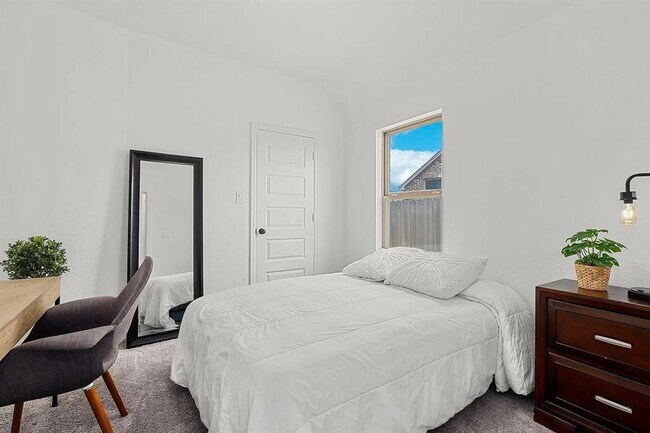 Building Photo - 26703 Hypatia Trace