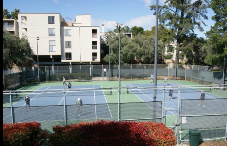 Building Photo - 460 N Civic Dr