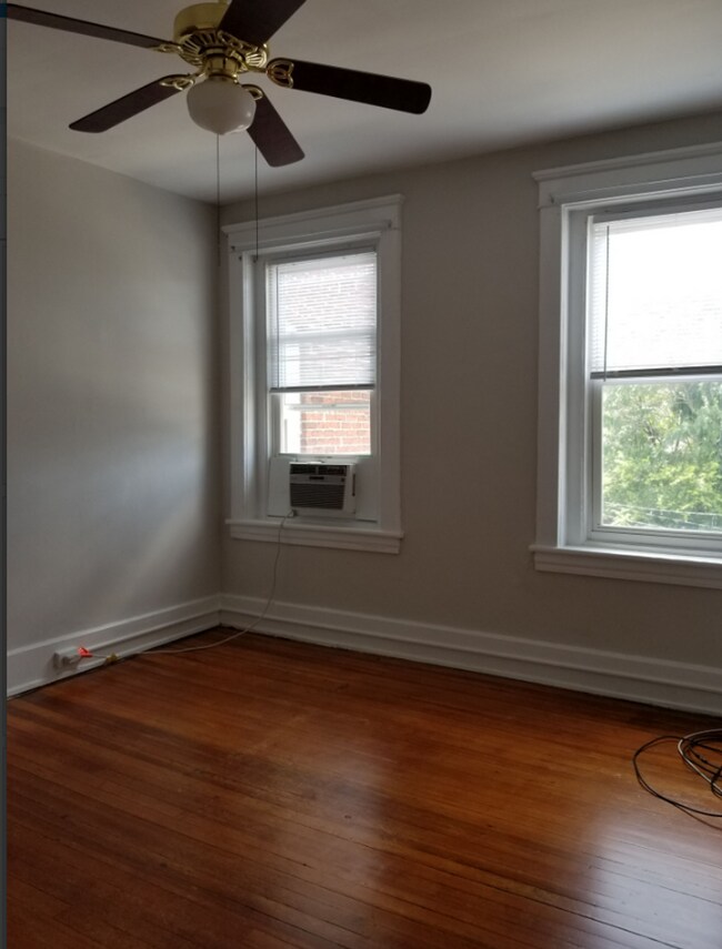 Building Photo - 2711 Hanover Ave