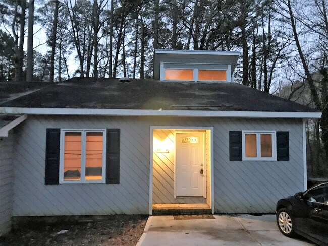 Primary Photo - 5652 Thea Ln