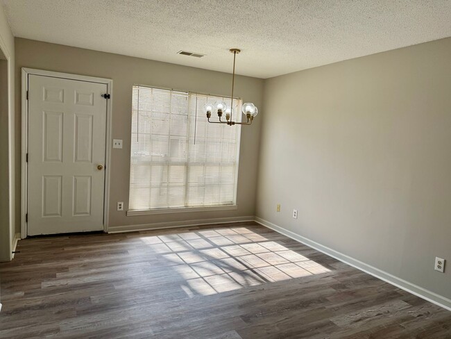 Primary Photo - 2 bed, 1.5 bath townhome in Helena