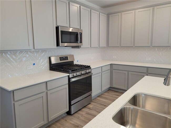 Building Photo - 244 Crystal Brook Dr