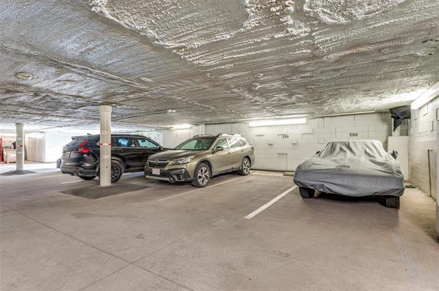 Building Photo - 4330 N Central Expy