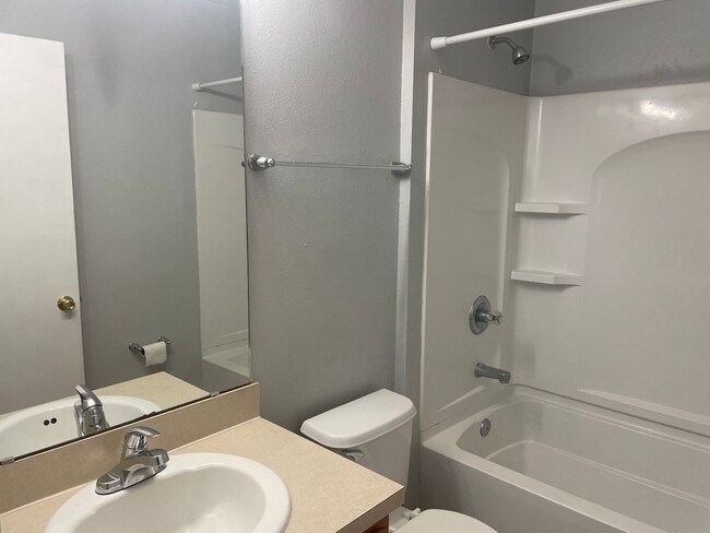 Building Photo - Samara Lakes- 3 BR / 2 BA Home For Rent In St. Augustine!