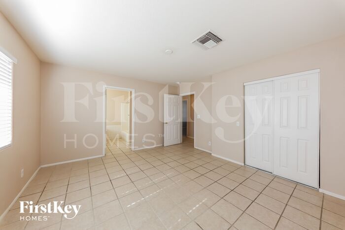 Building Photo - 11740 N 80th Dr
