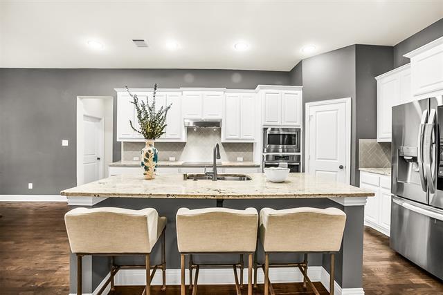 Building Photo - 6913 Barolo Dr