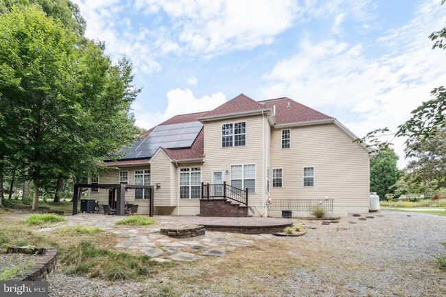 Building Photo - 109 Quail Ct