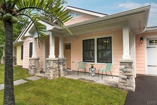 Building Photo - 103 Sand Piper