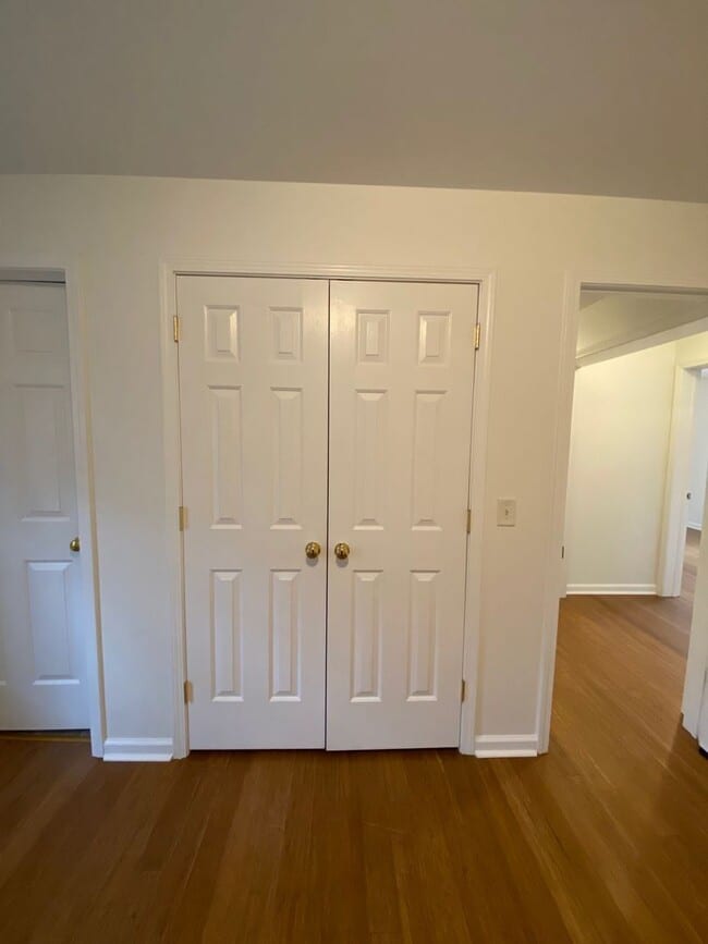 Building Photo - West Asheville - Recently Renovated 3-Bedroom home with large yard