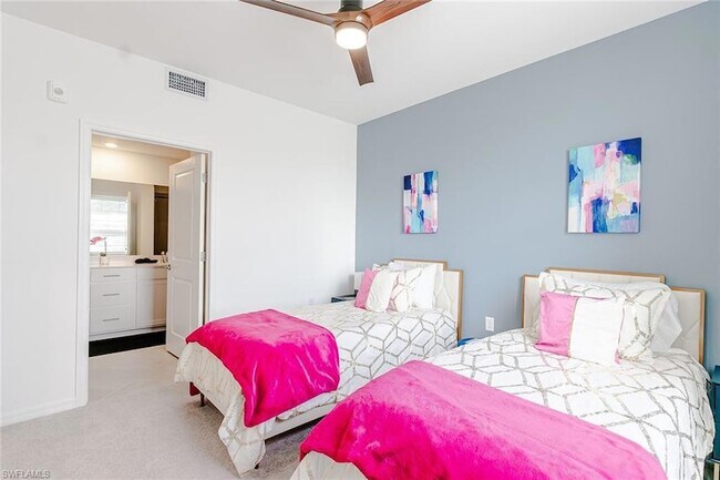 Building Photo - 5749 Double Eagle Cir