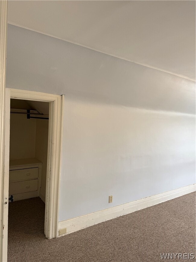 Building Photo - 344 Elmwood Ave