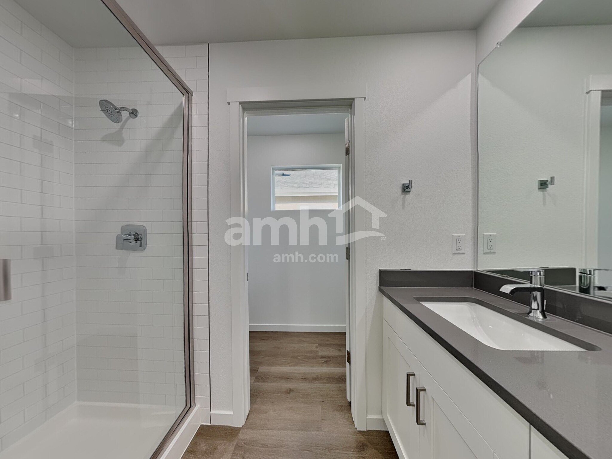 Building Photo - 360 N Addison Way