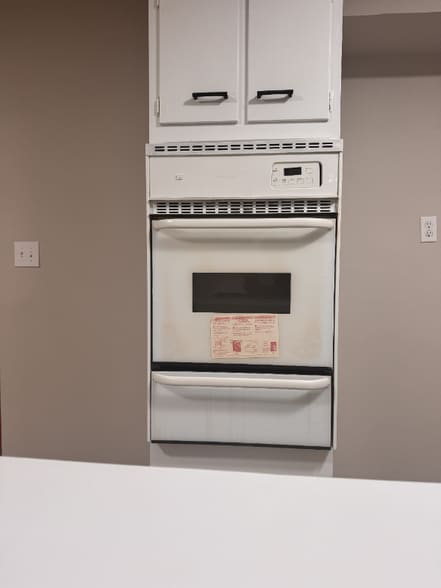 Building Photo - 12-14 Grove Ct