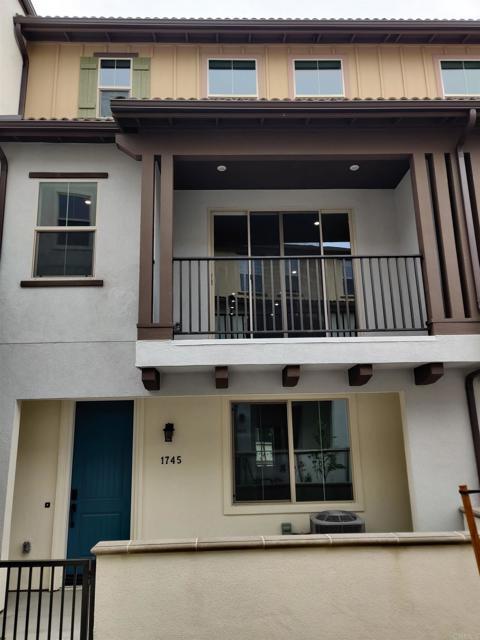 Building Photo - 1745 Laurelwood Wy