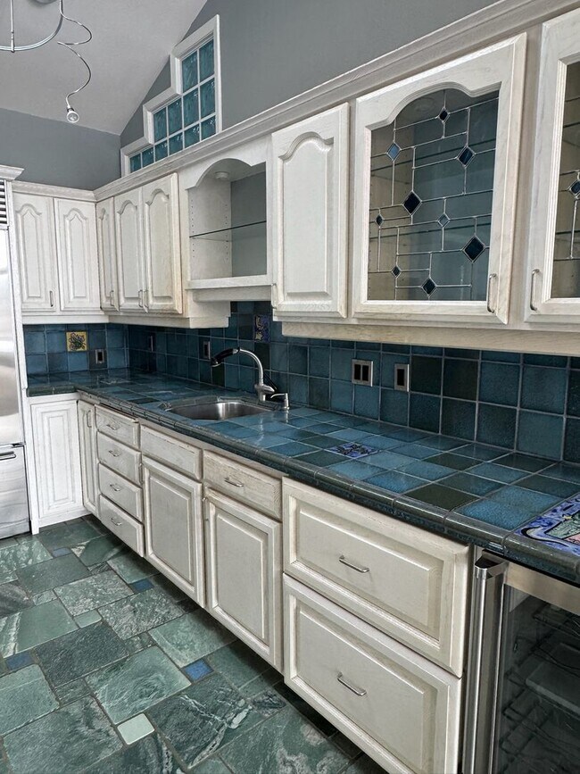 Building Photo - HUGE Custom-Designed Dream Home bordering Indian Meadows Preserve!