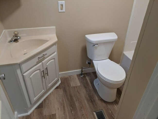 Building Photo - 3 Bed 1 Bath Single Family Home in Antigo