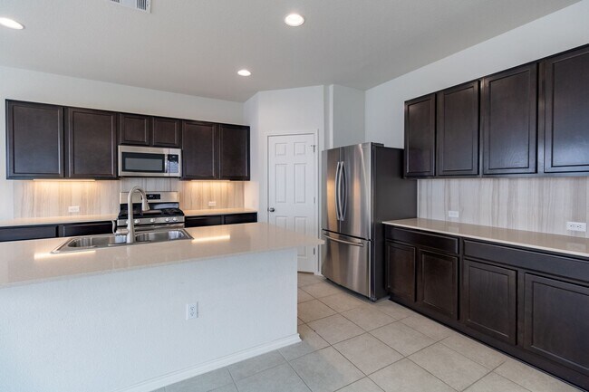 Building Photo - Charming Oasis in Wells Branch: Spacious 3-Bed Home with Stylish Upgrades!