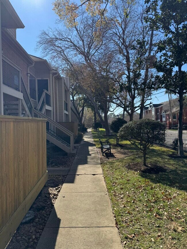 Building Photo - 2001 Bering Dr