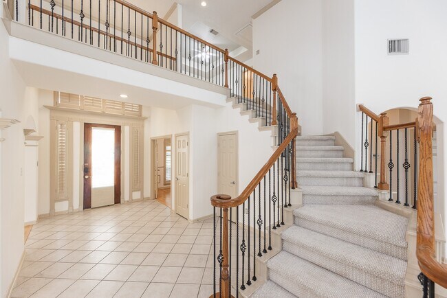 Building Photo - 17826 Island Spring Ln