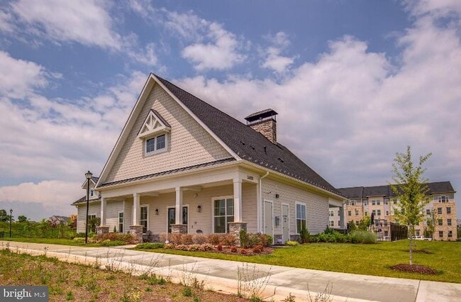 Building Photo - 24191 Pissarro Dr