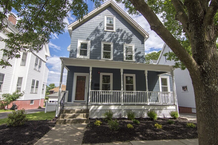 Primary Photo - 79 Thurston St