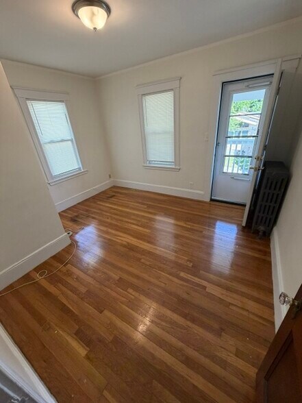 Building Photo - 30-32 Boutwell St. Unit 2