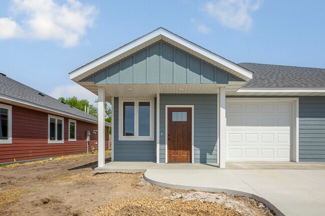 Building Photo - 2019 Essler Dr