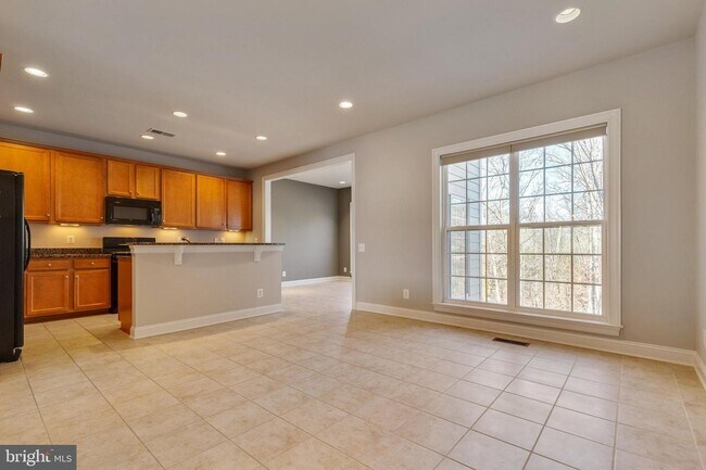 Building Photo - 42668 Keiller Terrace