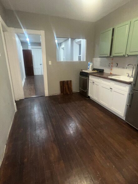 Building Photo - 520 Madison Ave