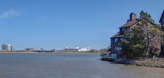 Building Photo - 195 Sandcastle Key
