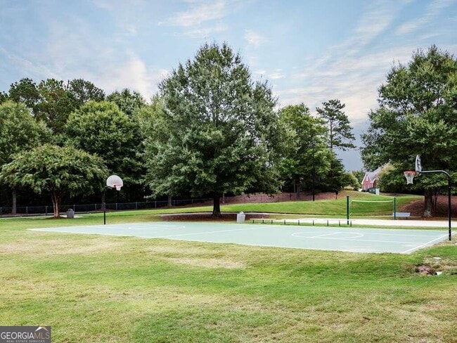 Building Photo - 2045 Town Lake Hills W