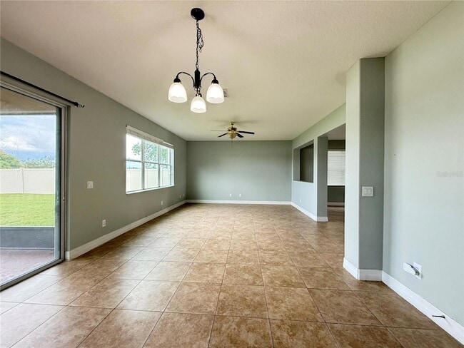 Building Photo - 2274 Geneva Dr