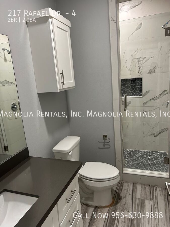 Building Photo - 217 Rafael Dr