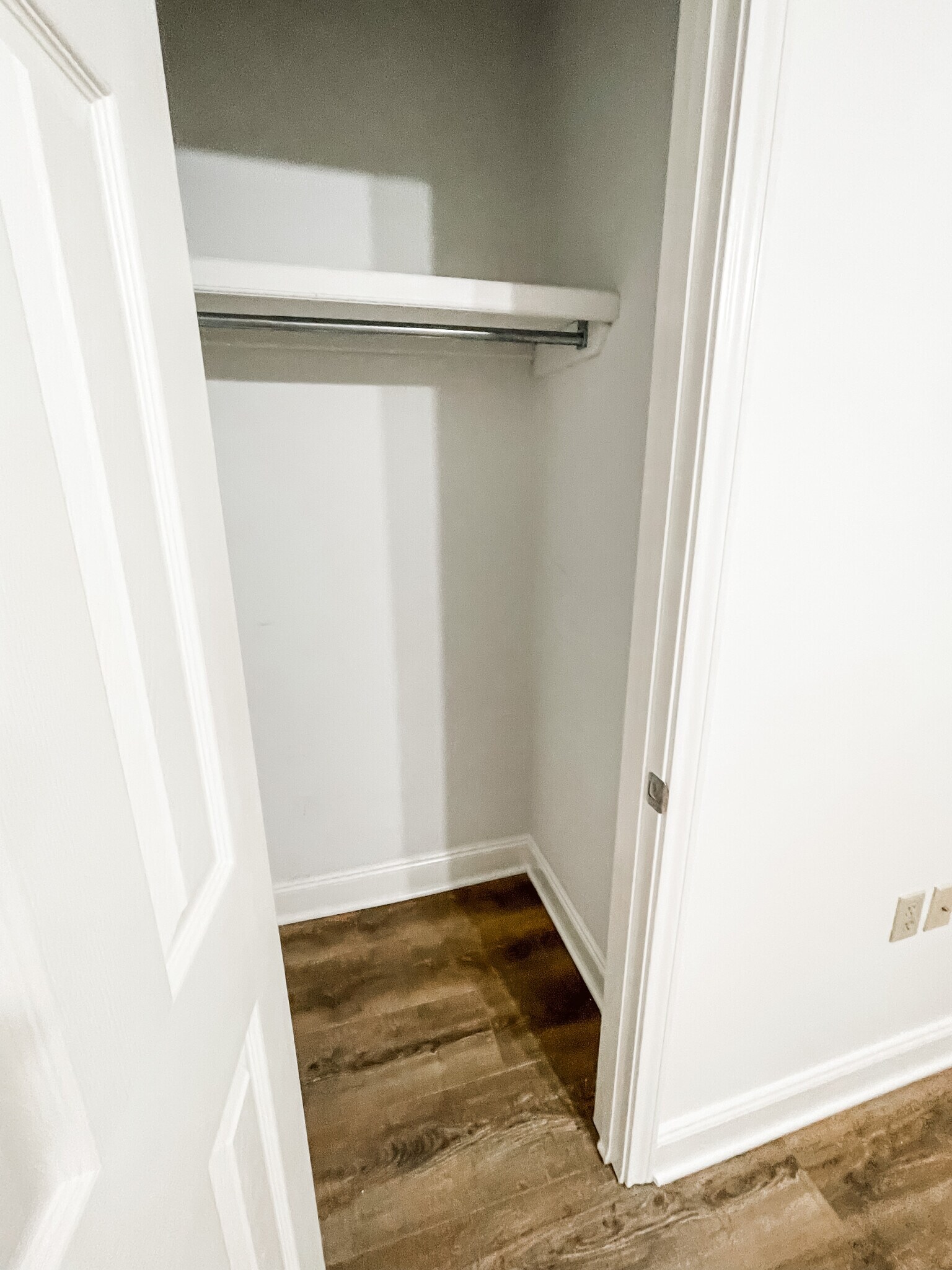 Building Photo - 406 S French Quarter Dr