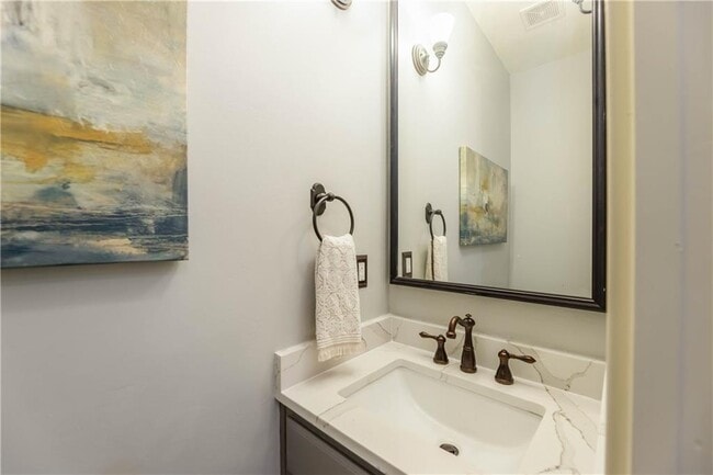Building Photo - 1529 Barton Springs Rd