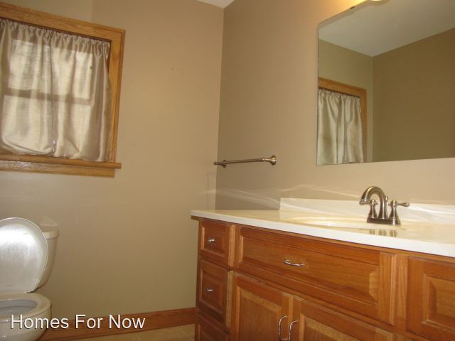 Building Photo - 2 br, 1 bath House - 717 5th Street