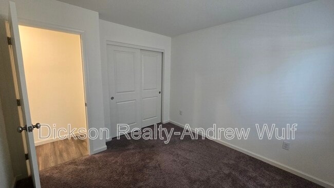 Building Photo - 677 McGill Dr