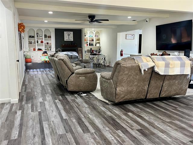 Building Photo - 5302 Vale St